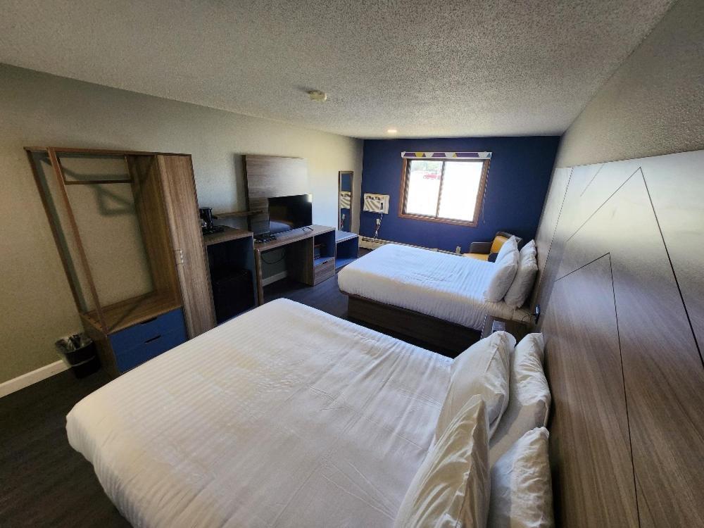 Super 8 By Wyndham Hayward Wi Motel Eksteriør bilde